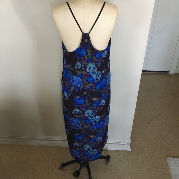 Eight Sixty Maxi Dress - Picture 3 of 5